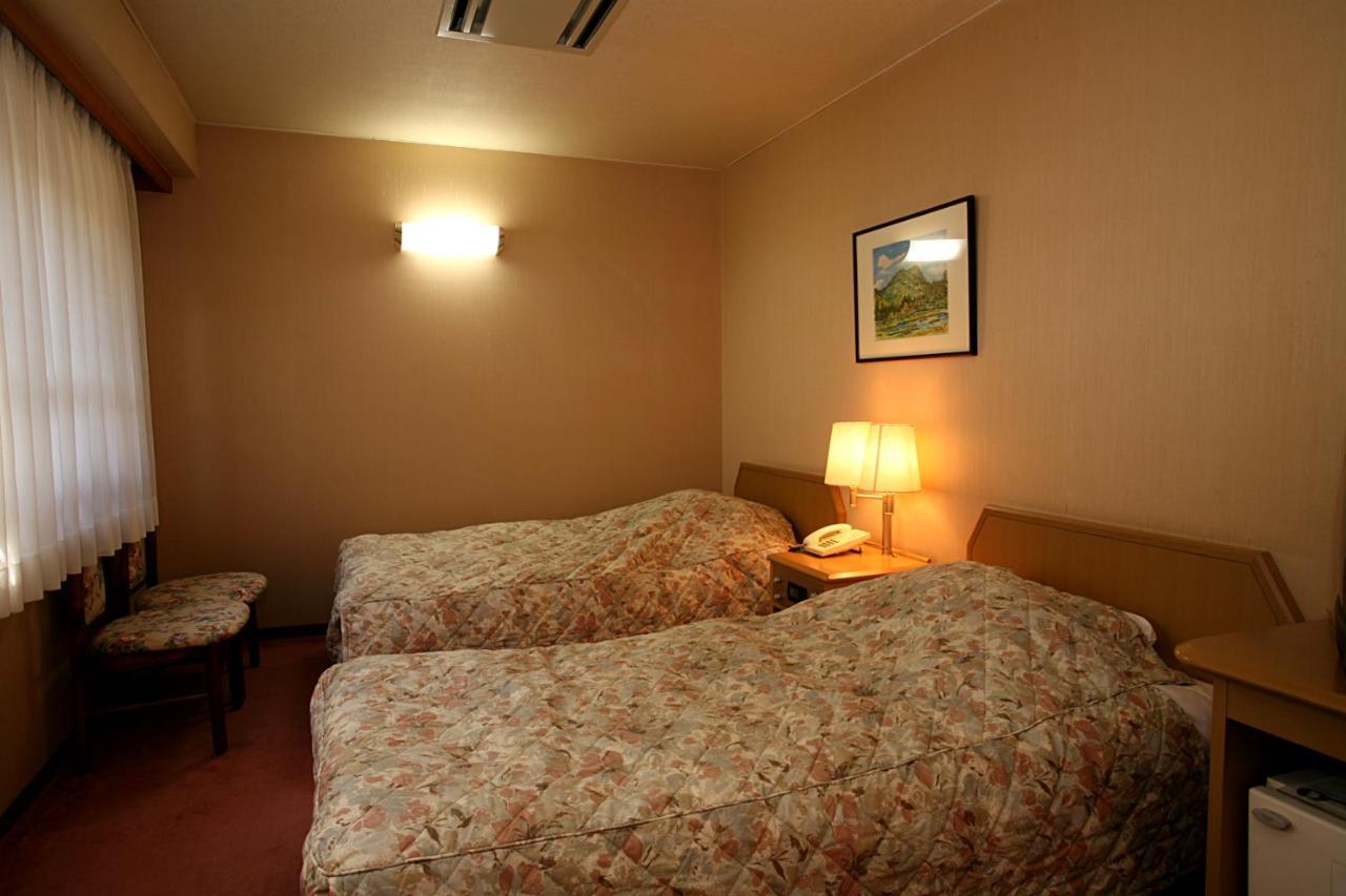 Shibu Hotel Yamanouchi  Exteriör bild