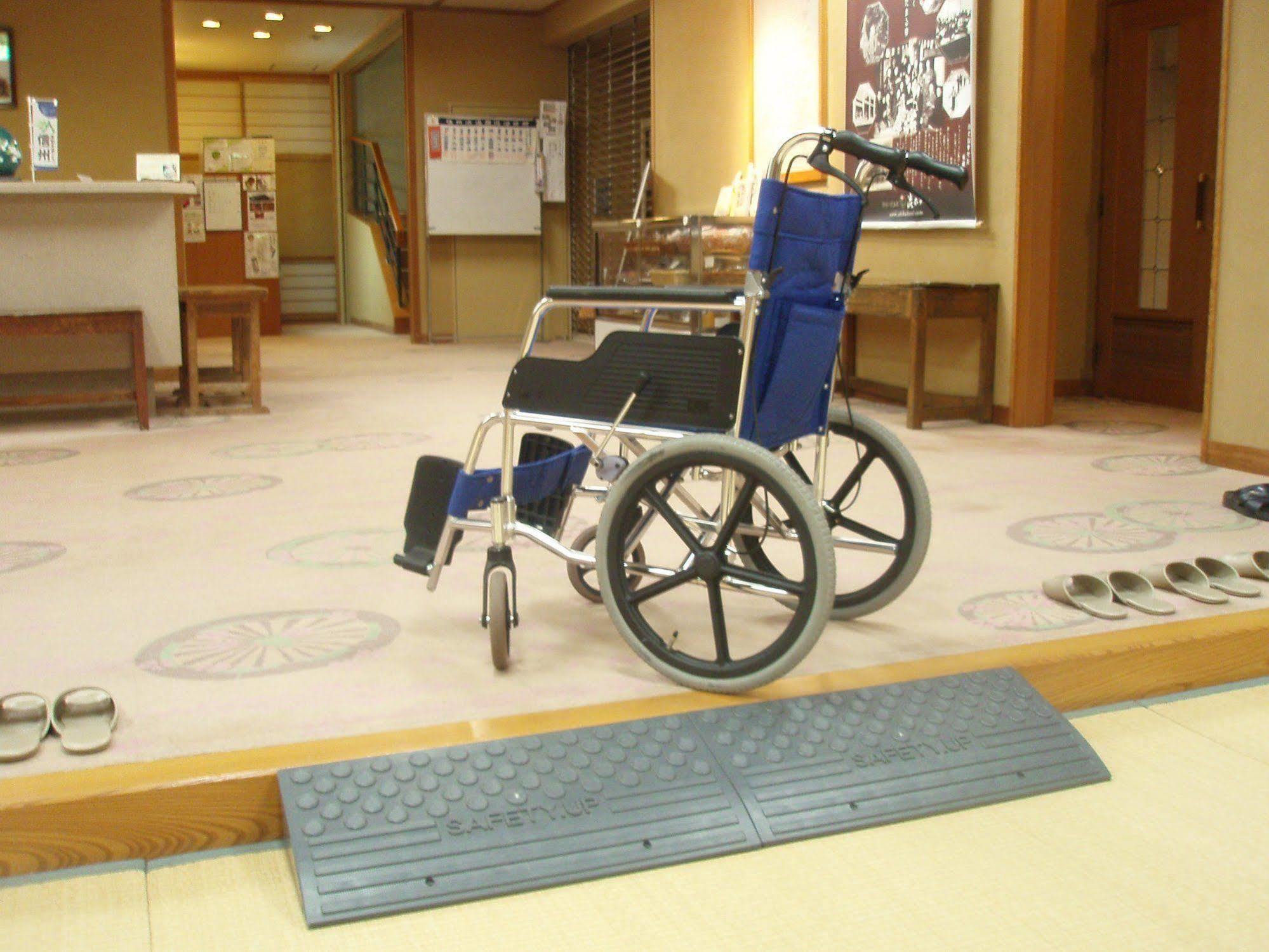 Shibu Hotel Yamanouchi  Exteriör bild
